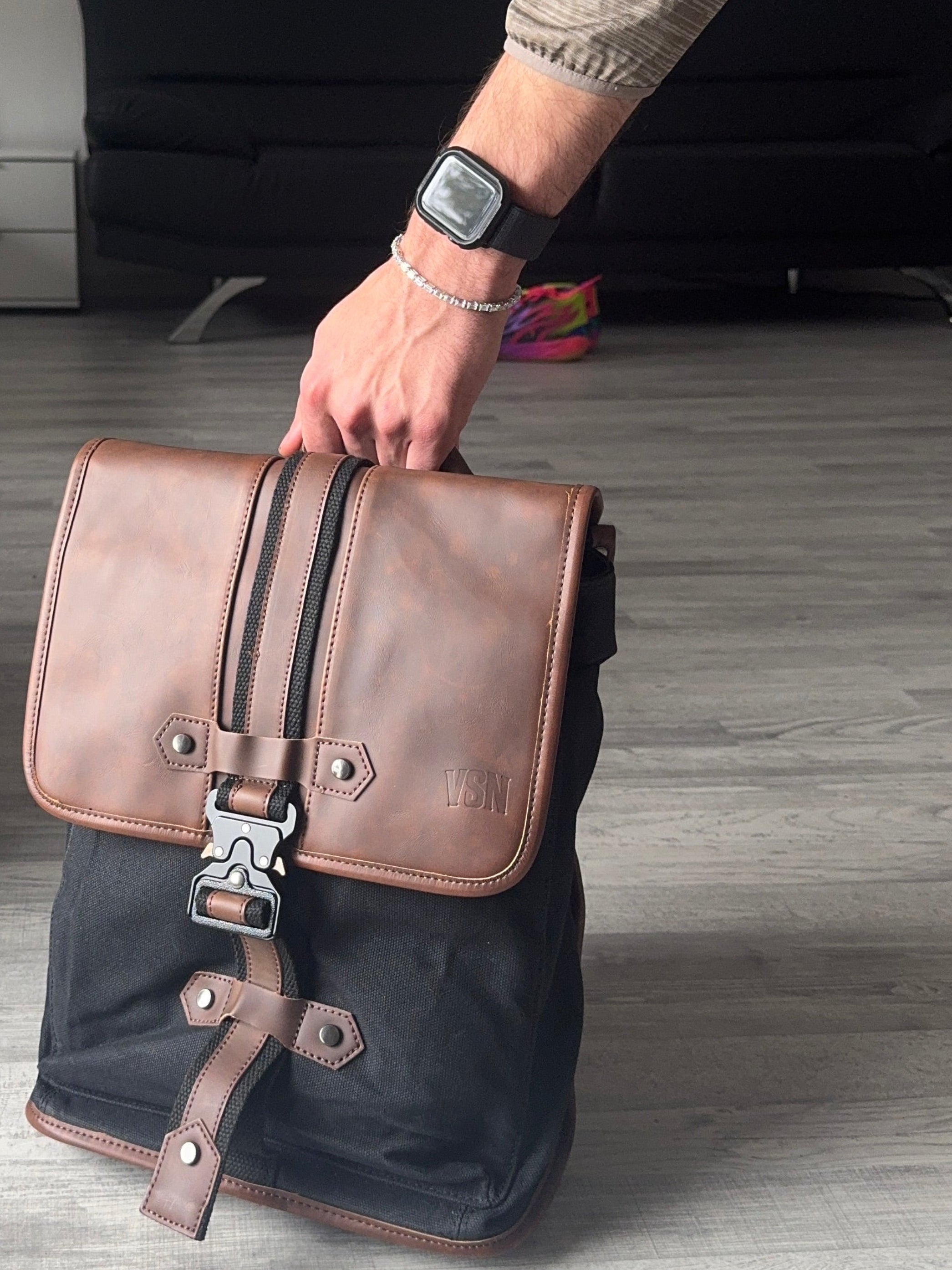 CITY TRAVELLER BACKPACK